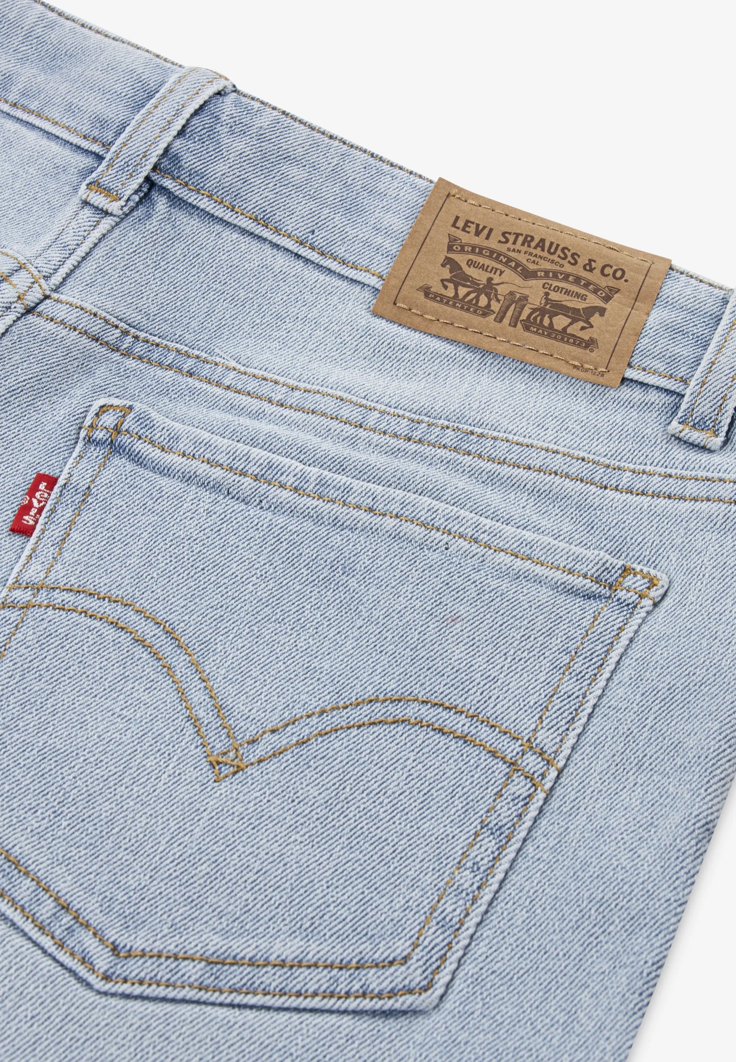 Levi's Girlfriend Jeans Shorts
